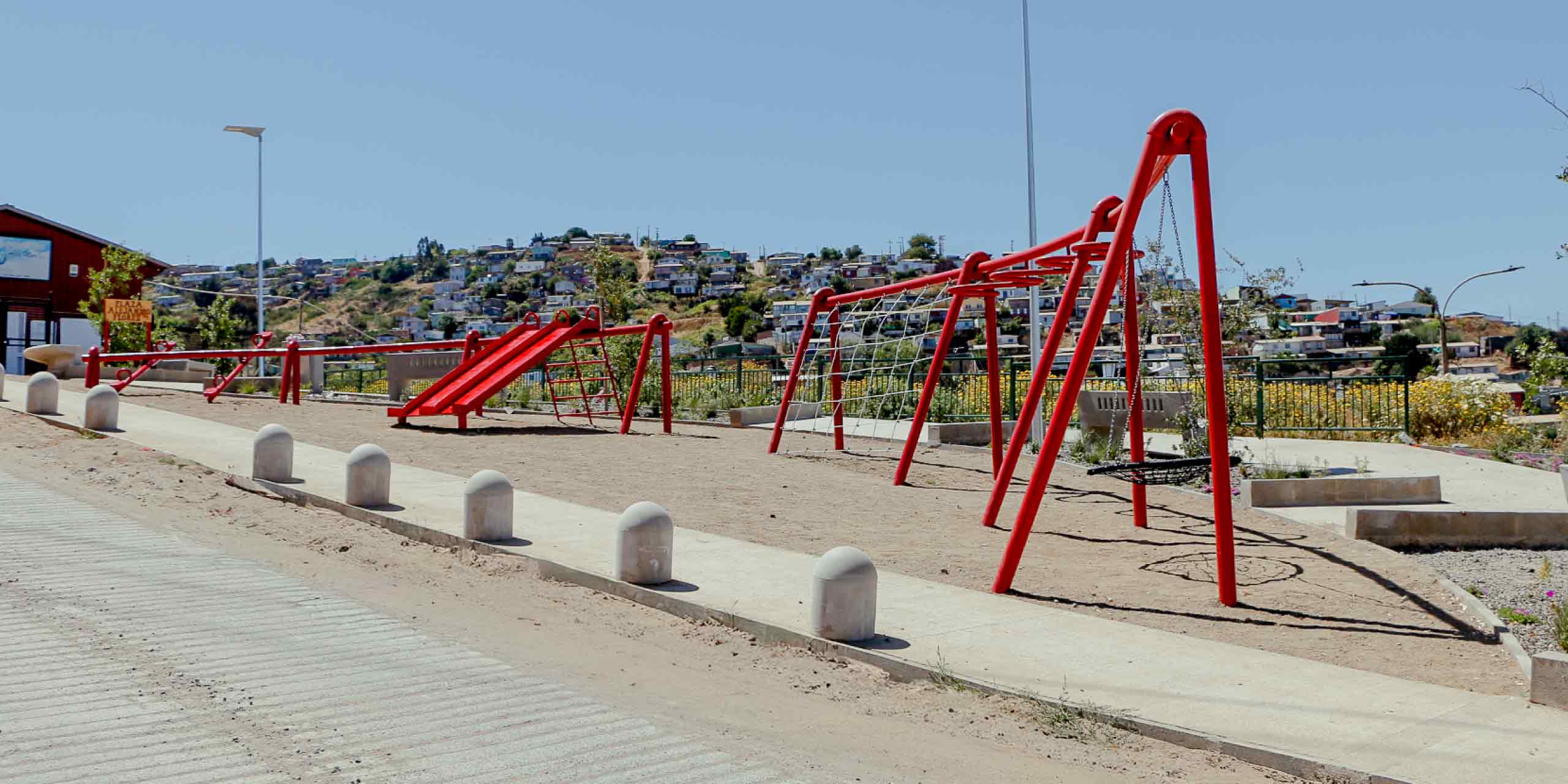 PLAZA ALEJANDRO FLORES